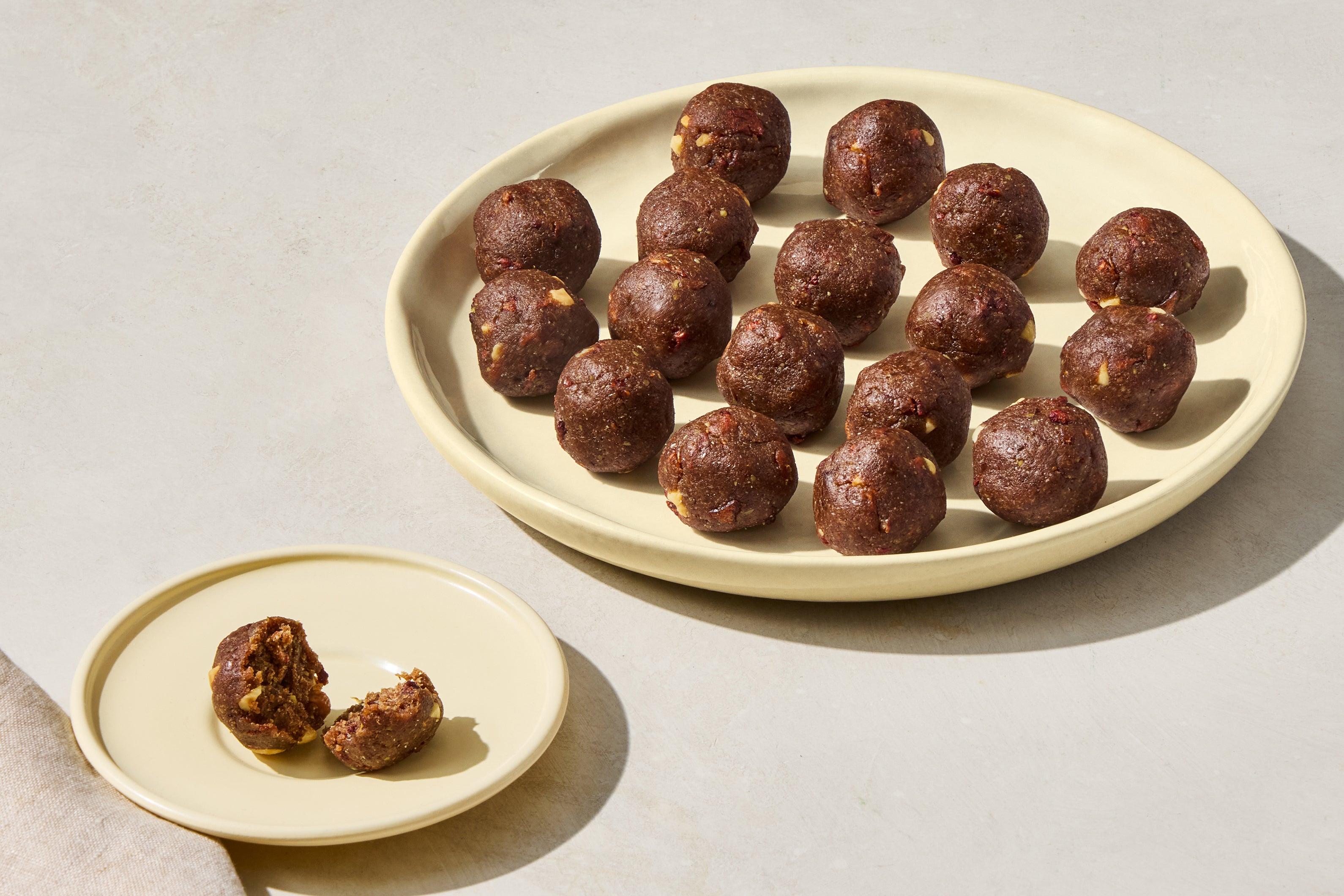 Strawberry Peanut Butter Energy Bites